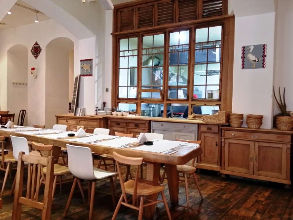 Lacrimi si Sfinti // sursa foto: Facebook