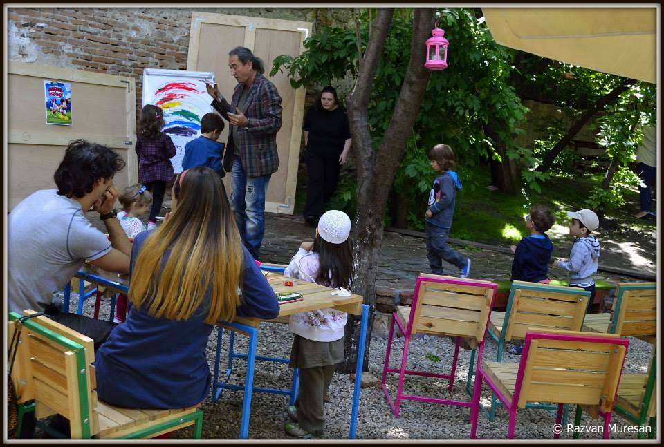 Loc de joaca J'ai Bistrot