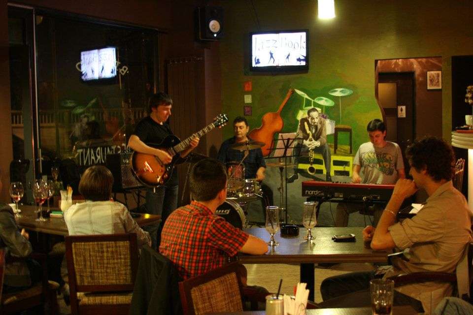 evenimente restaurante bucuresti jazz book