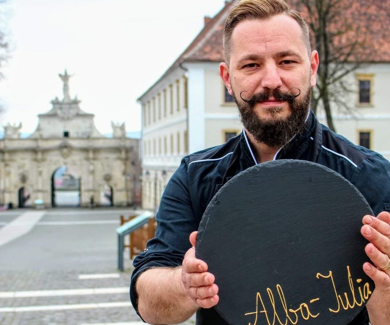 Chef Toma Cosmin, bucatarul ardelean care-si serveste mancarea in ghivece de flori