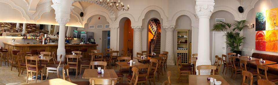 Grand Cafe Van Gogh // sursa foto: Facebook