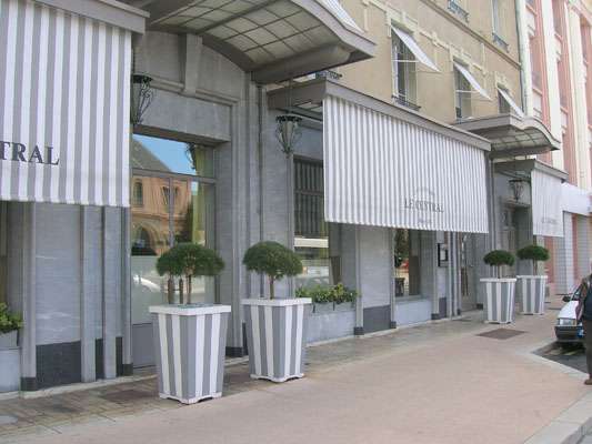 Maison Troisgros // sursa foto: Facebook