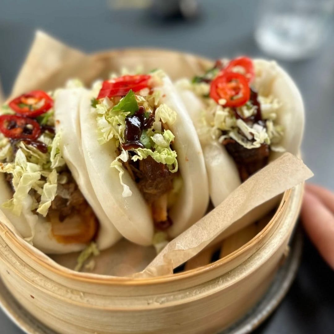 3 Bao Buns e la Hushimo, street food în București