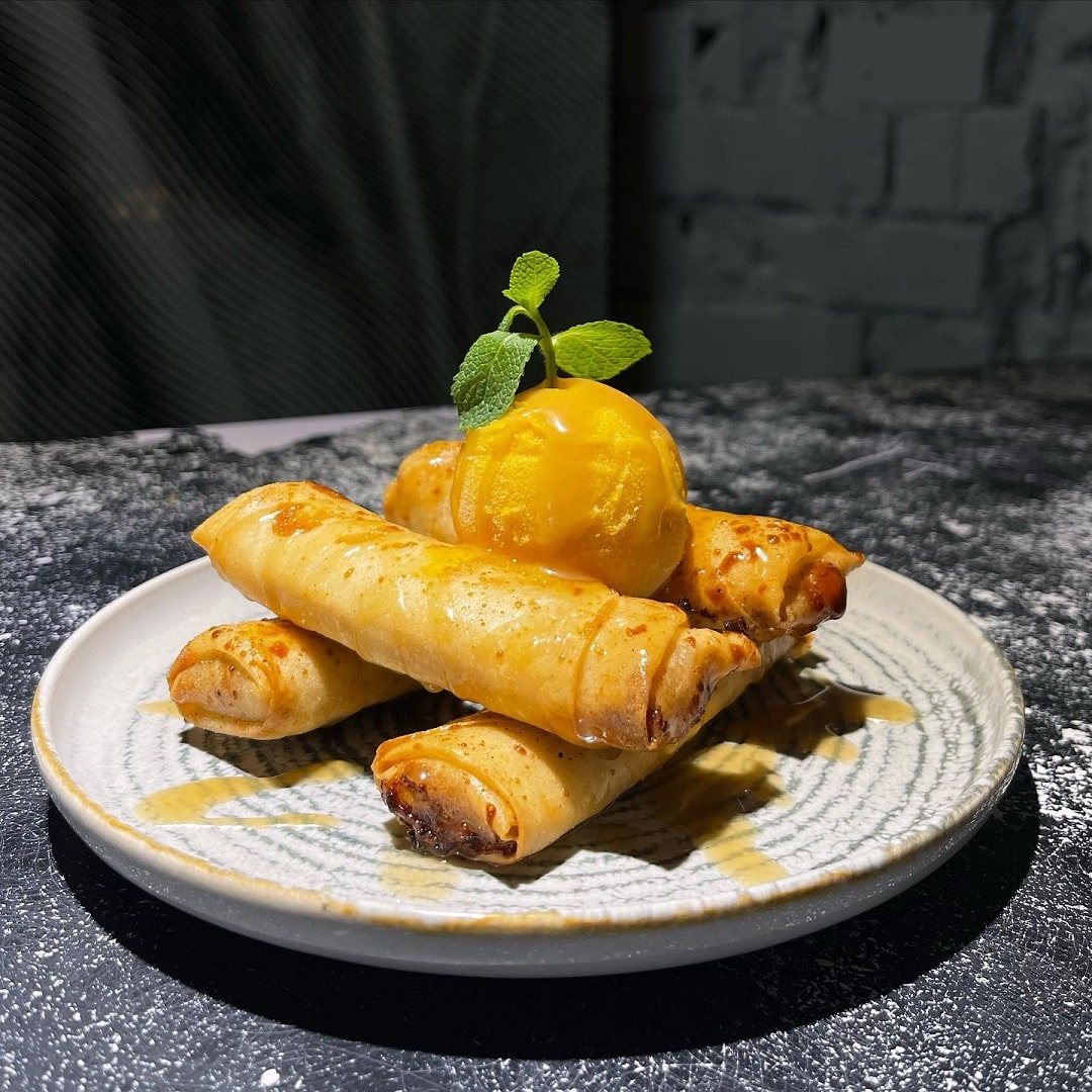 Banana Crust with Mango Sorbet. Hushimo bucurești