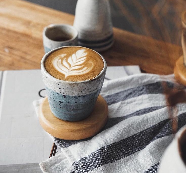 Cafenele cool unde mergem în București ☕