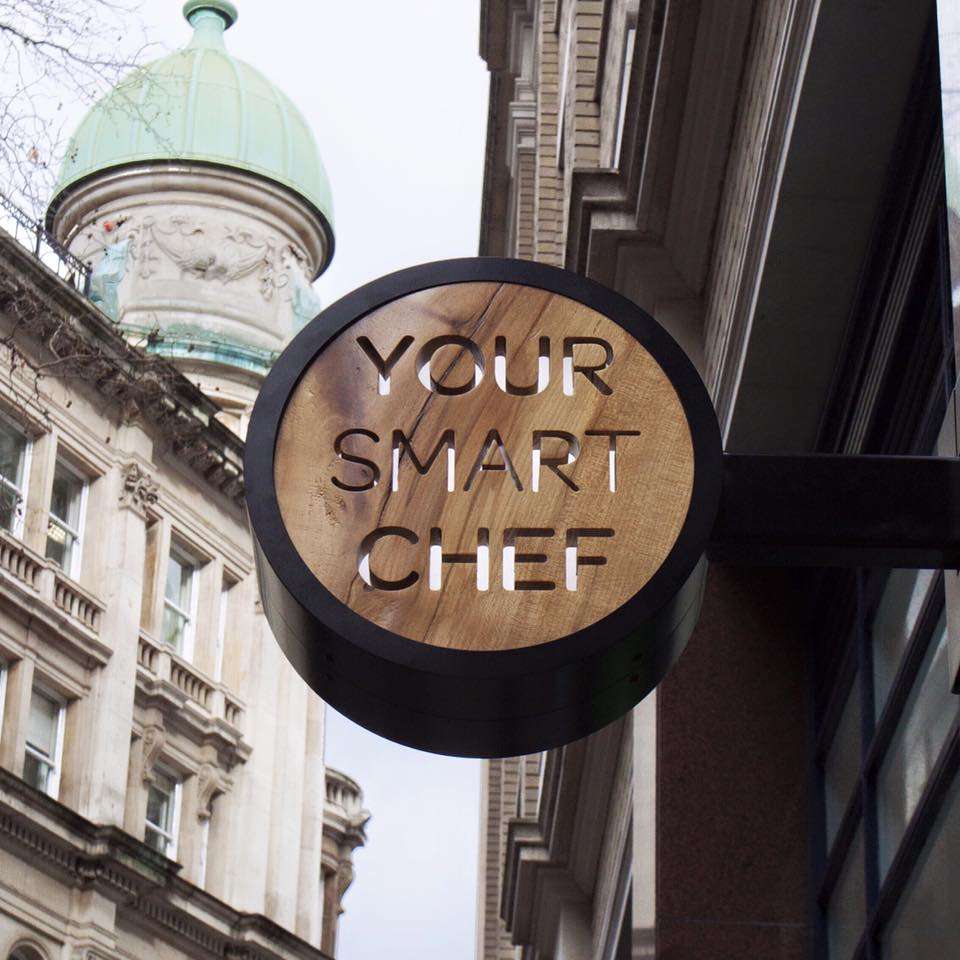 Doi romani au deschis unul dintre cele mai interesante restaurante din Londra