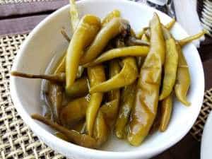 Meniu de cantina ieftin si bun, a la carte scump si prost