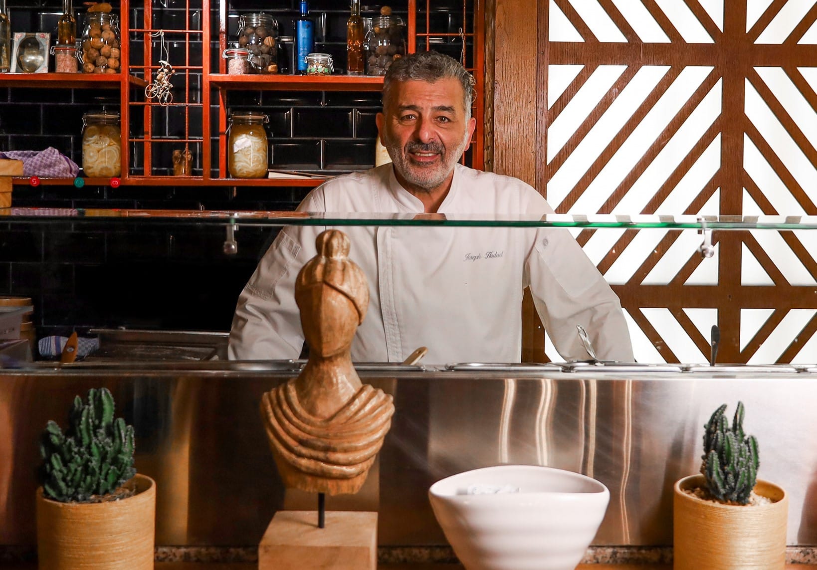 5 ani de Caju by Joseph Hadad. Care e secretul braseriei care are mereu mesele pline?