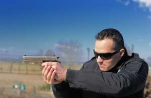 Colonelul Rosu De La SRI Care A Scris Si O Carte si-a deschis restaurant