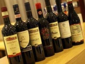 O degustare de vin cu prea multa mancare