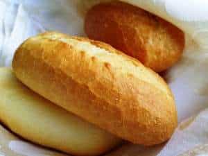 Daca iti vine sa ceri paine la toate felurile de mancare, inseamna ca cheful mai are de lucru