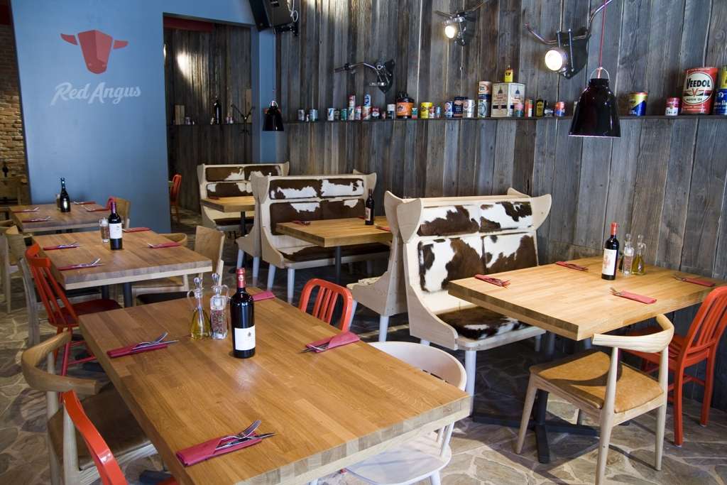 Schimbare radicala de imagine la Red Angus Steakhouse din Centrul Istoric