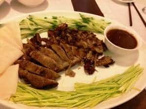 120 de lei cateva felii de rata prost reincalzita