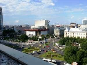 Restaurantul de deasupra Bucurestiului frumos
