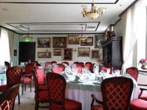 O noua zahana in Bucuresti, care-i sufla direct in ceafa lui Zexe