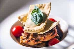 Traseu de vacanta pe la restaurantele bune ale Romaniei