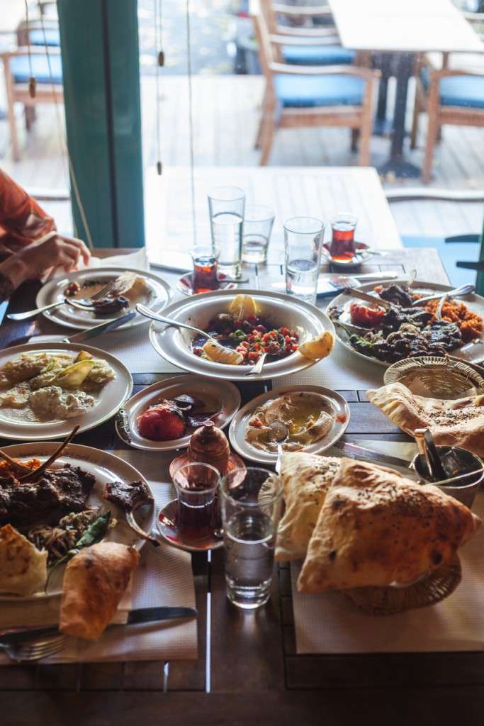 Laura Cosoi si restaurantele ei preferate