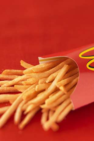 Cartofi prajiti cu ciocolata, noul produs pe care McDonald's il testeaza pe piata