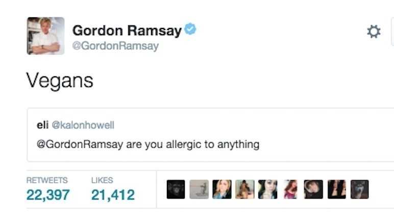 Un restaurant vegan a fost atacat cu carne de un grup de extremisti