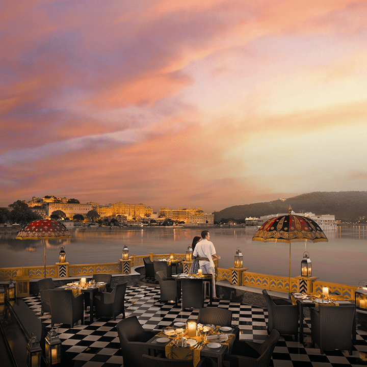 romantic restaurant sheesh mahal