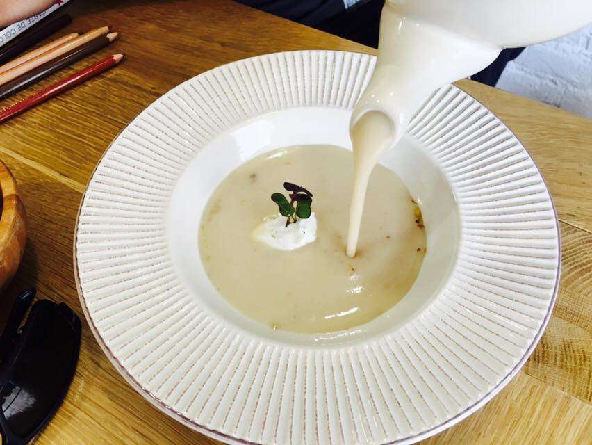 9 restaurante din Bucuresti in care te poti opri la o supa