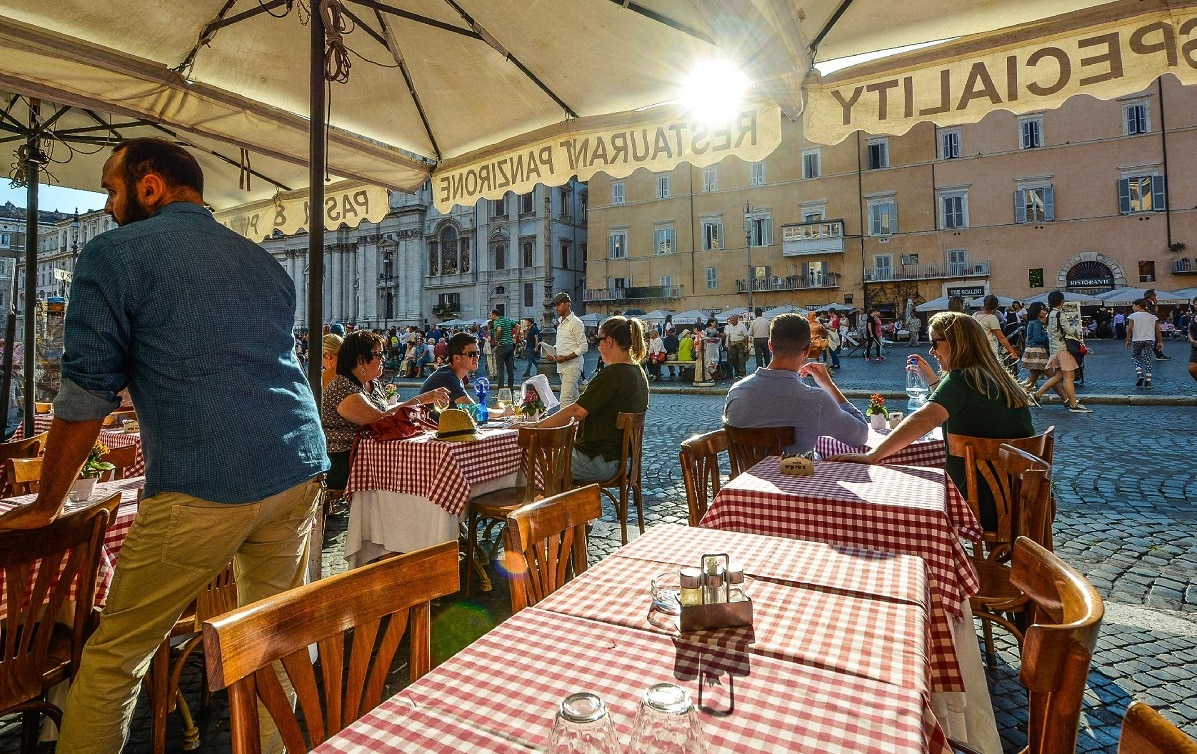 Este oficial: La 1 iunie se deschid terasele. Ce reguli trebuie să respectăm