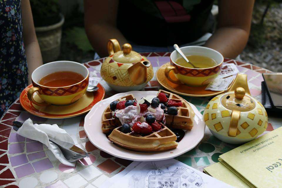 Waffle Day – make your own waffle