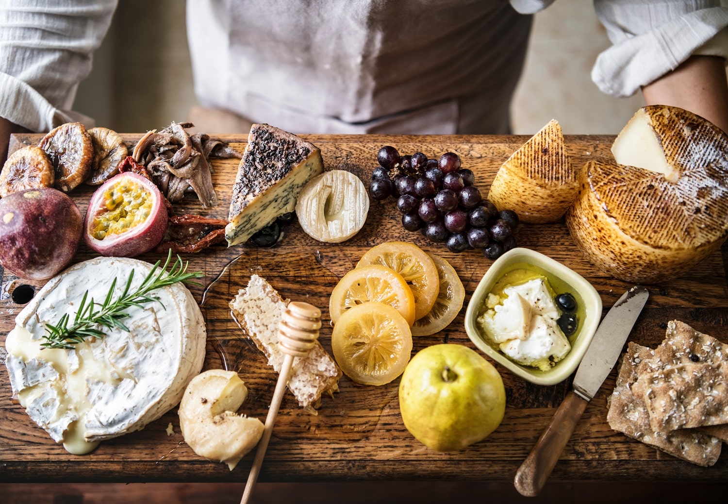 20 dintre cele mai faimoase tipuri de brânză