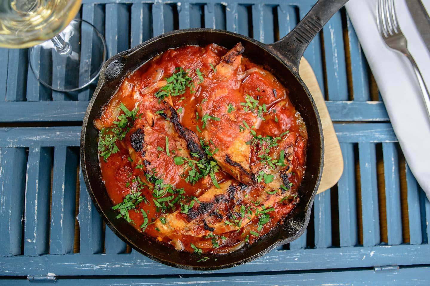 Hai în oraș, într-o călătorie a gusturilor de altădată! Savurează rețete vechi, neschimbate