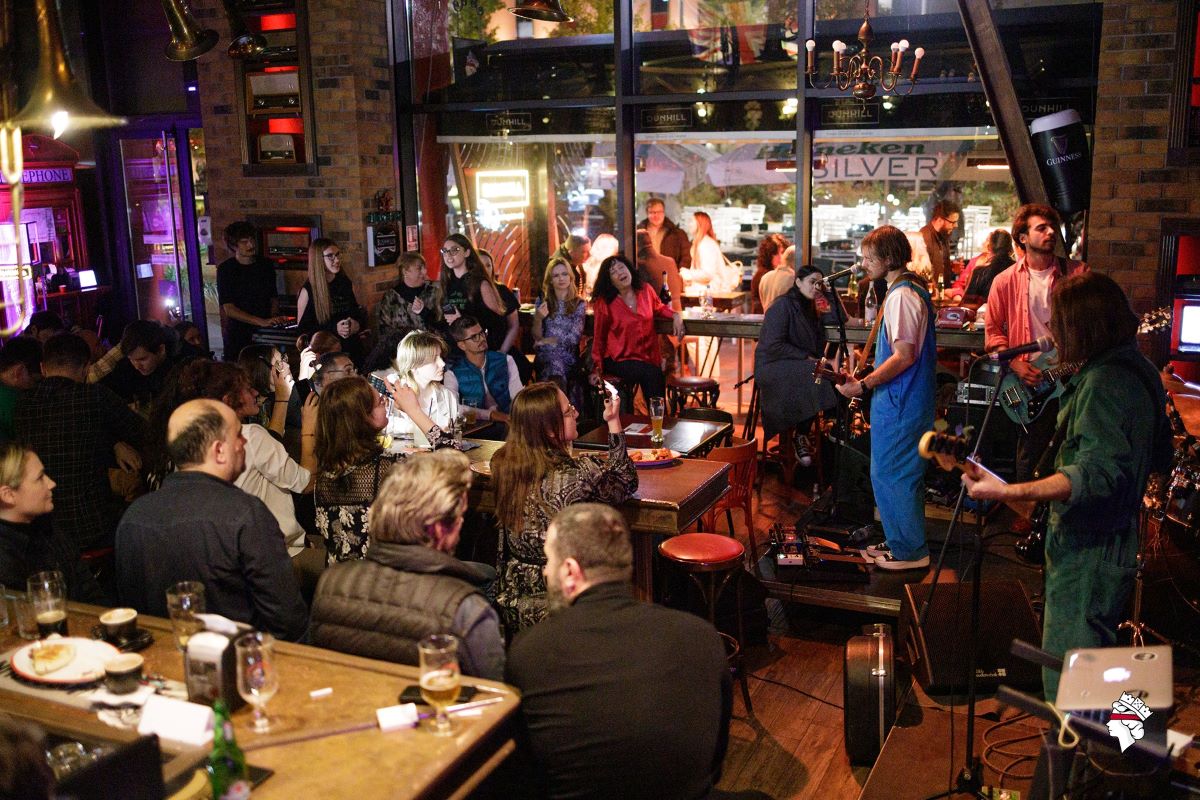 7 localuri cu muzică jazz de prin țară, pentru o seară romantică