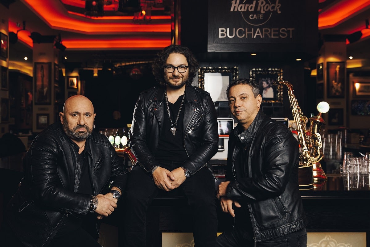 Hard Rock Cafe lansează „Battle of the Burgers”