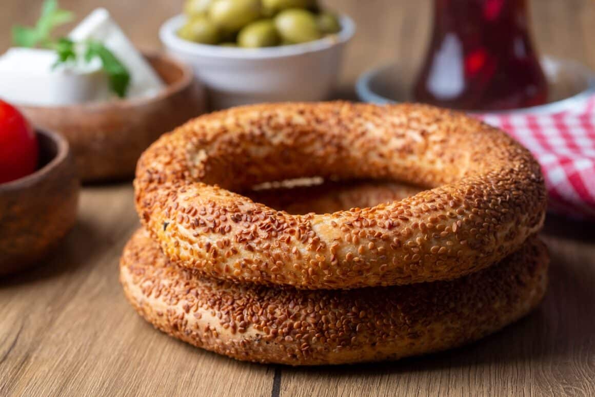 covrig tucesc simit - ce mănânci la Istanbul