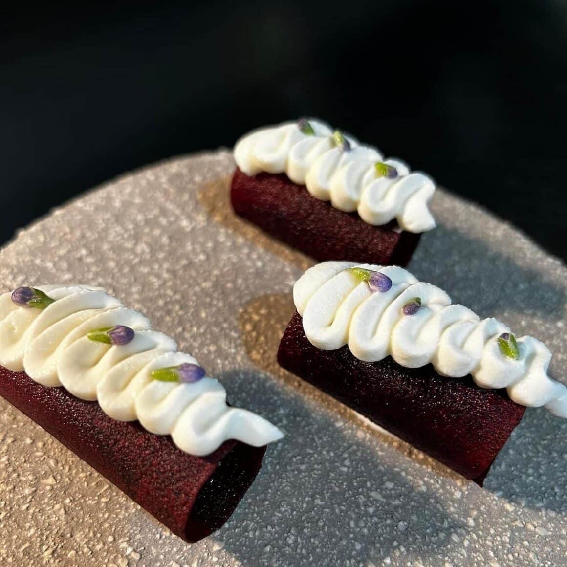 Crispy beetroot and goat cheese