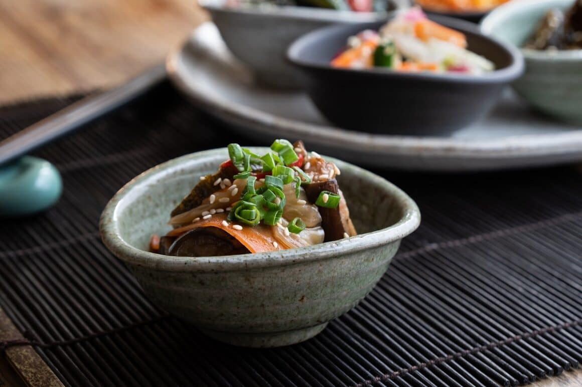 bol cu orez si fructe de mare la Yuki Japanese Home Dining București