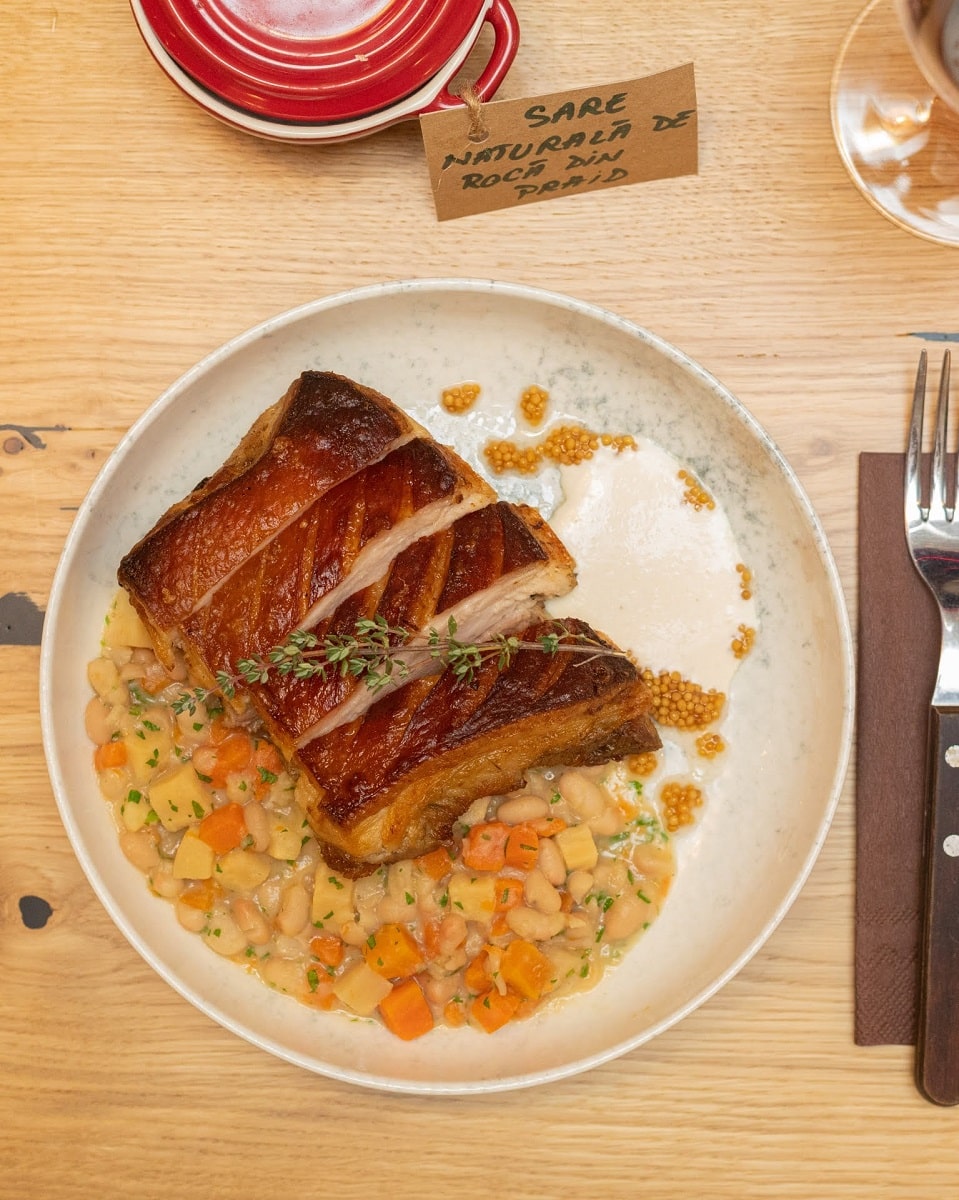 friptura cu legume de la restaurant Nativ Cluj