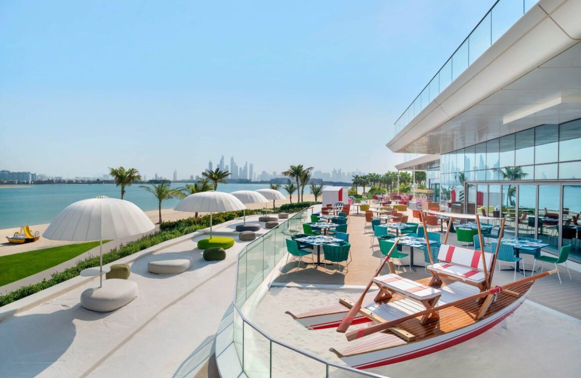 terasa restaurantului torno subito din dubai