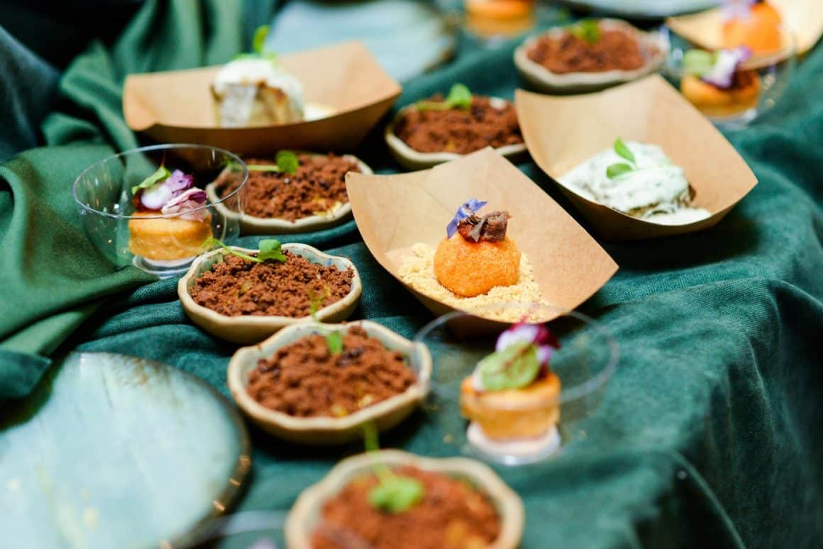 mai multe preparate de la cină Etnavaganza