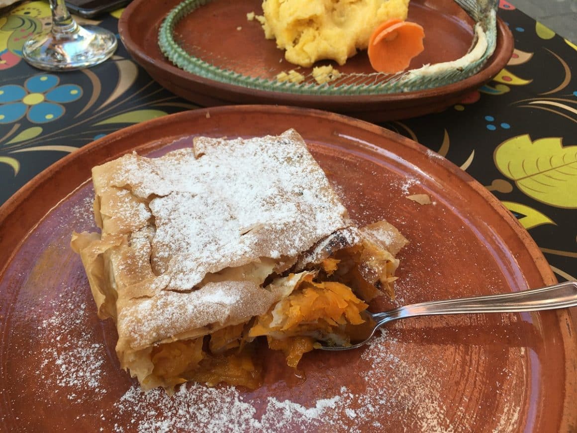 plăcintă cu dovleac în foietaj la Ivan Pescar