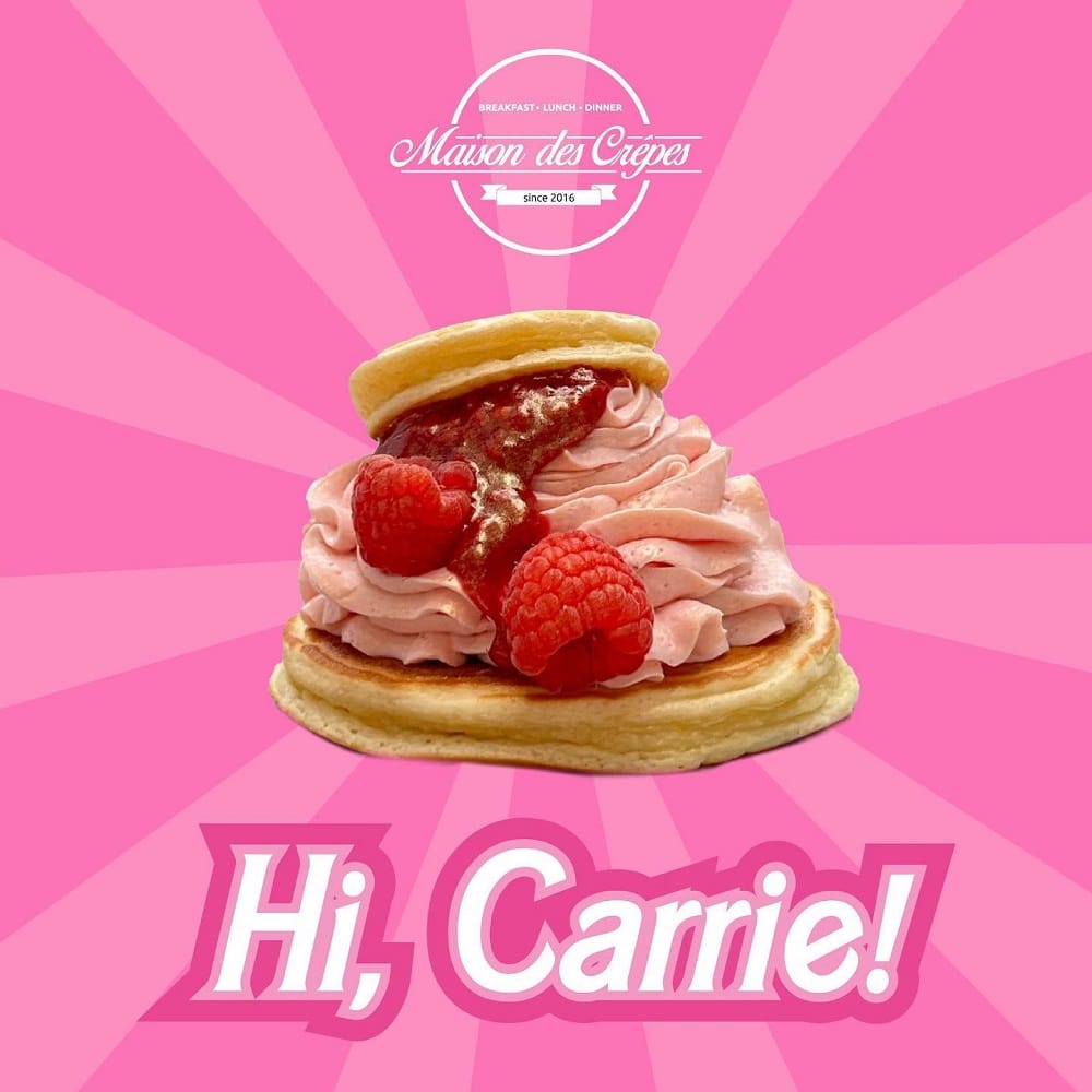pancakes cu caspsuni de la Maison Des Crepes. Barbie mâncare