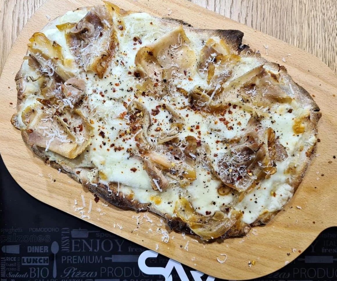 pinsa de la Sara Restaurant unde mâncăm pinsa în București