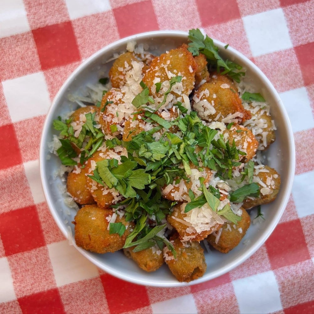 chiftele de la Balls, street food în București