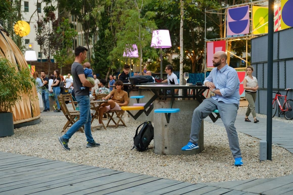 Kraft Market, terasa multi brand