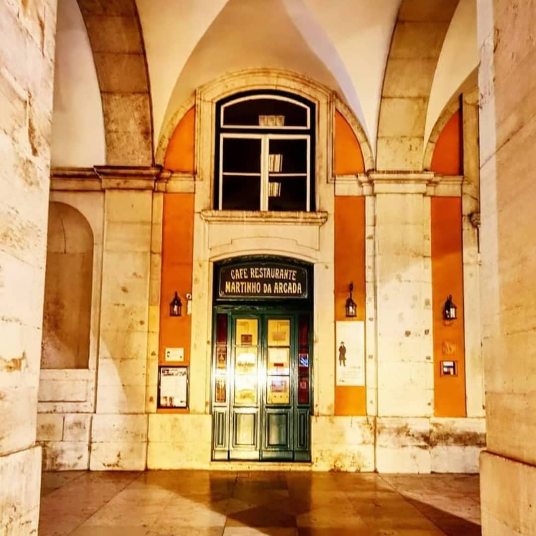 restaurantul Martinho da Arcada (Lisabona), una din destinații europene perfecte de vizitat toamna