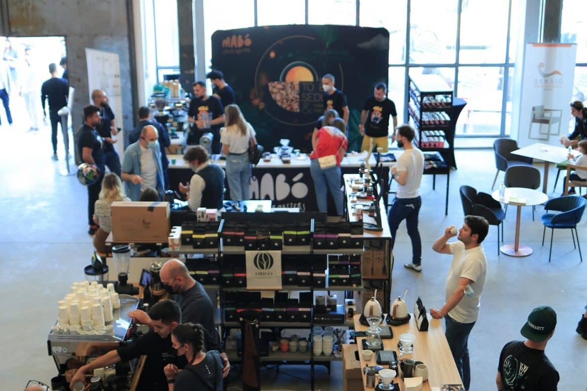 expozanti si participanti la Slow Coffee Festival 2023