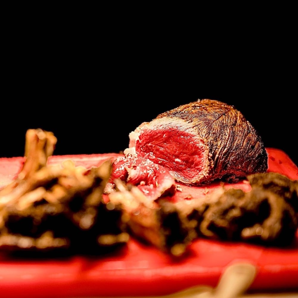 steak de vită la Red Angus Steakhouse București