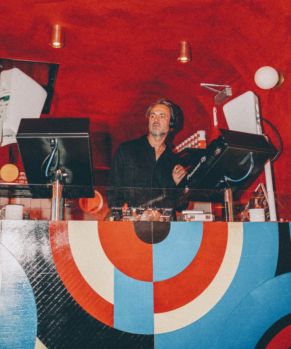 dj live la Negroni Aperitivo Bar București