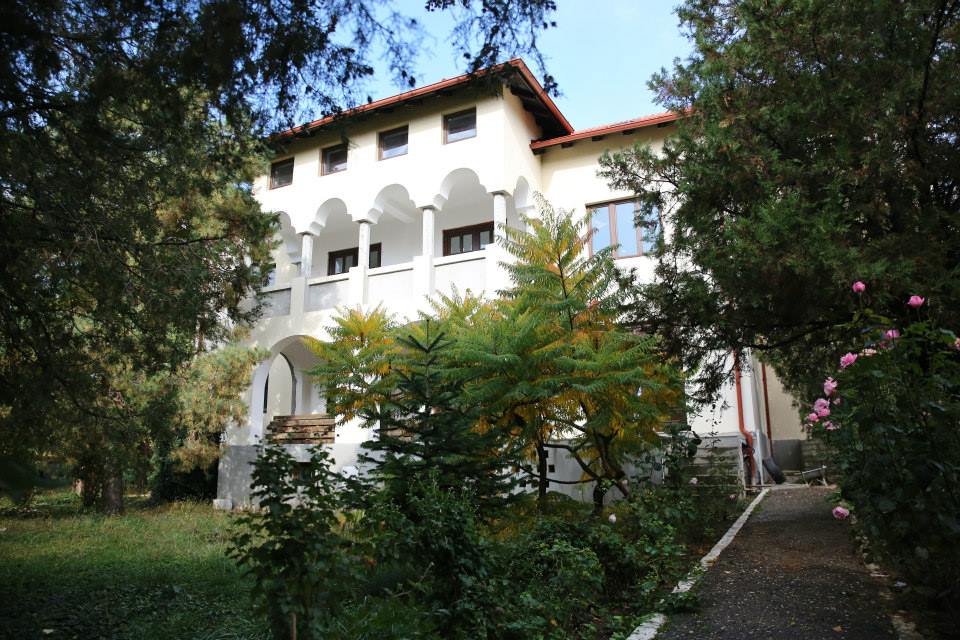 conacul de la Crama Basilescu. crame de pe Drumul Vinului