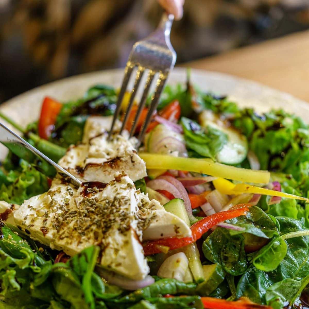 salata de cruditati cu branza