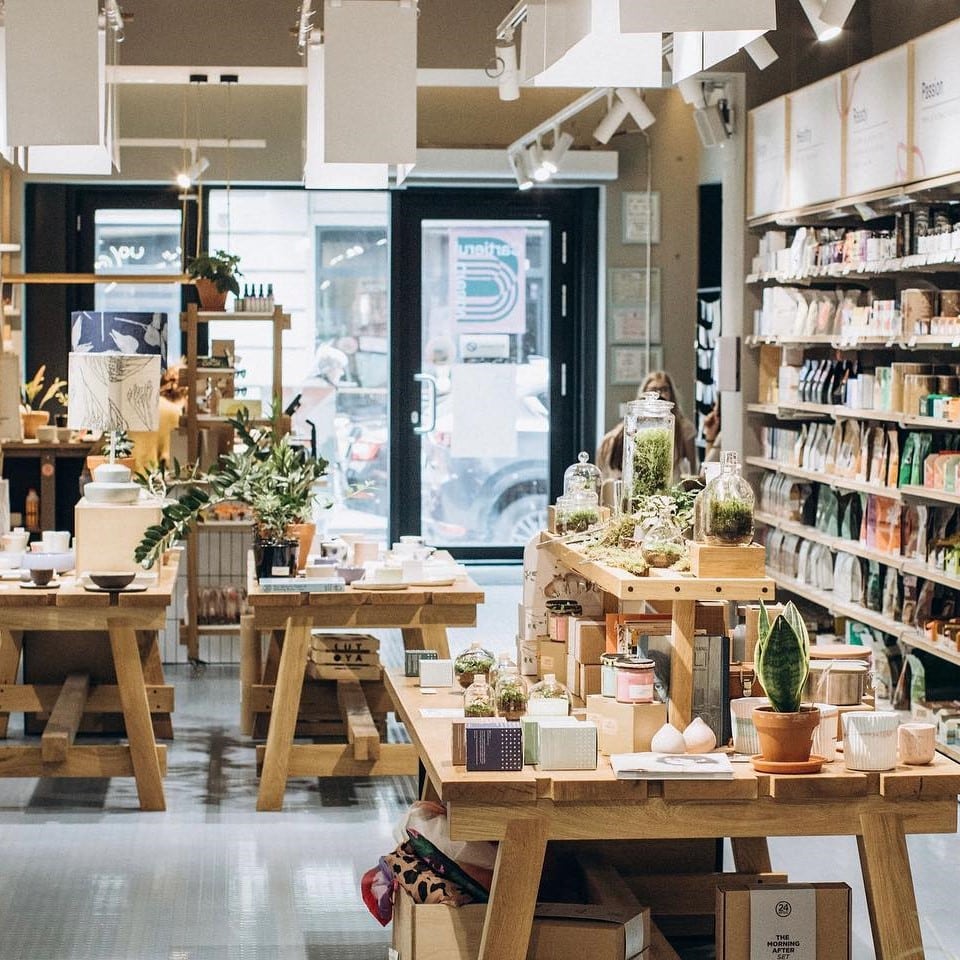 imagine din Ototo Store Amzei