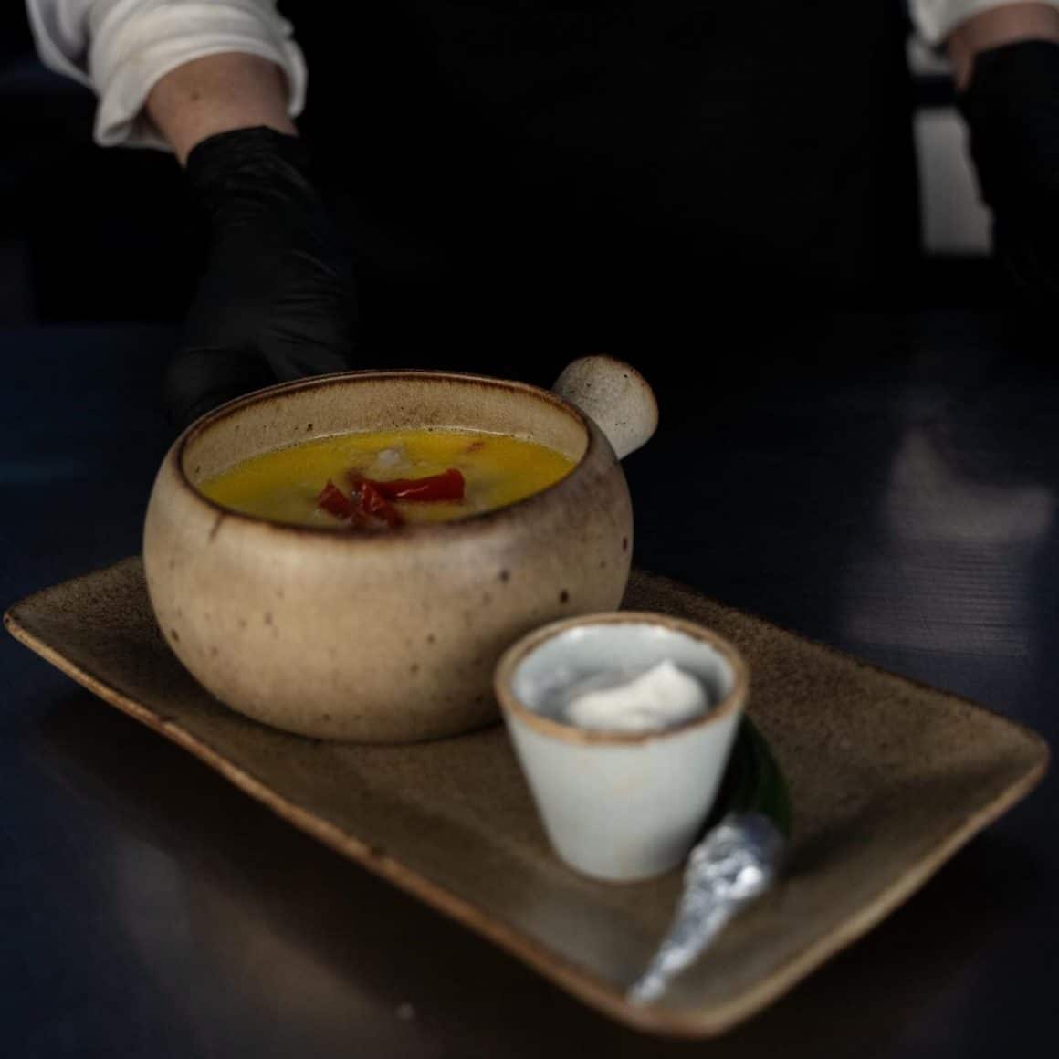 ciorba de burtă la restaurant Vatra